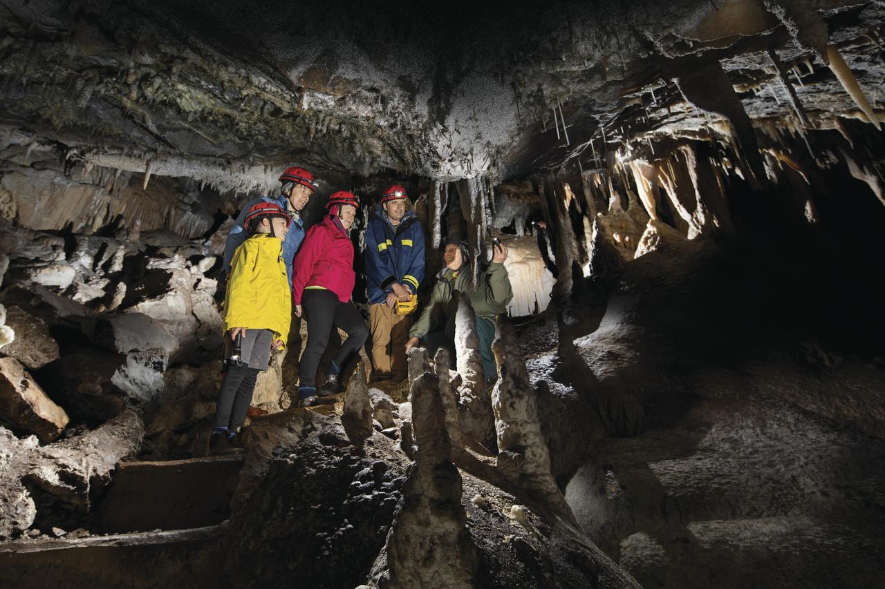 فيلا Yarrangobilly Caves House المظهر الخارجي الصورة